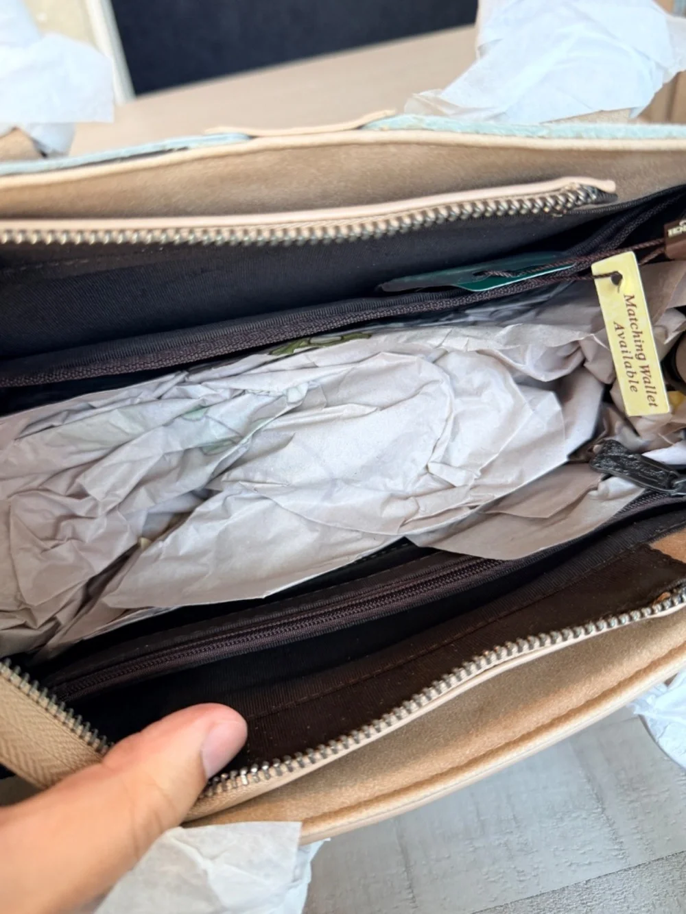 Trinity Ranch Hair On Cowhide Tote/Crossbody Khaki